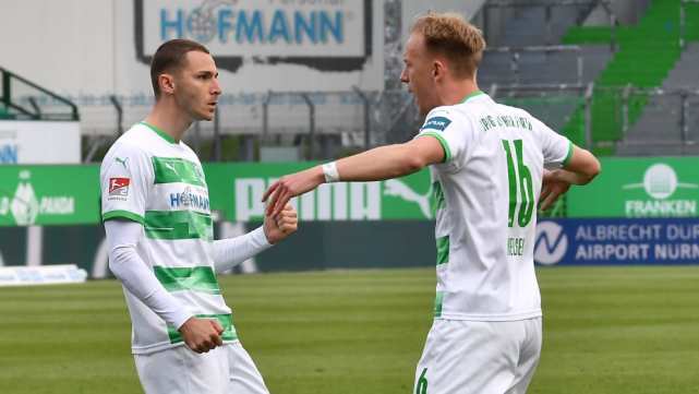 五大联赛不败金身还剩5支球队,历年五大联赛赛季丢球最少的球队