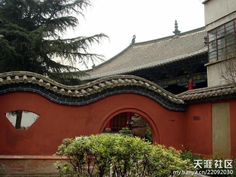 跟随老韩走遍中国,老韩带你逛云南