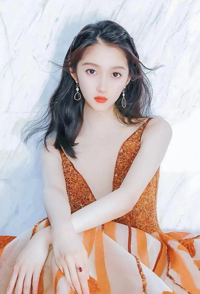 徐娇以前和现在,徐娇现在的模样