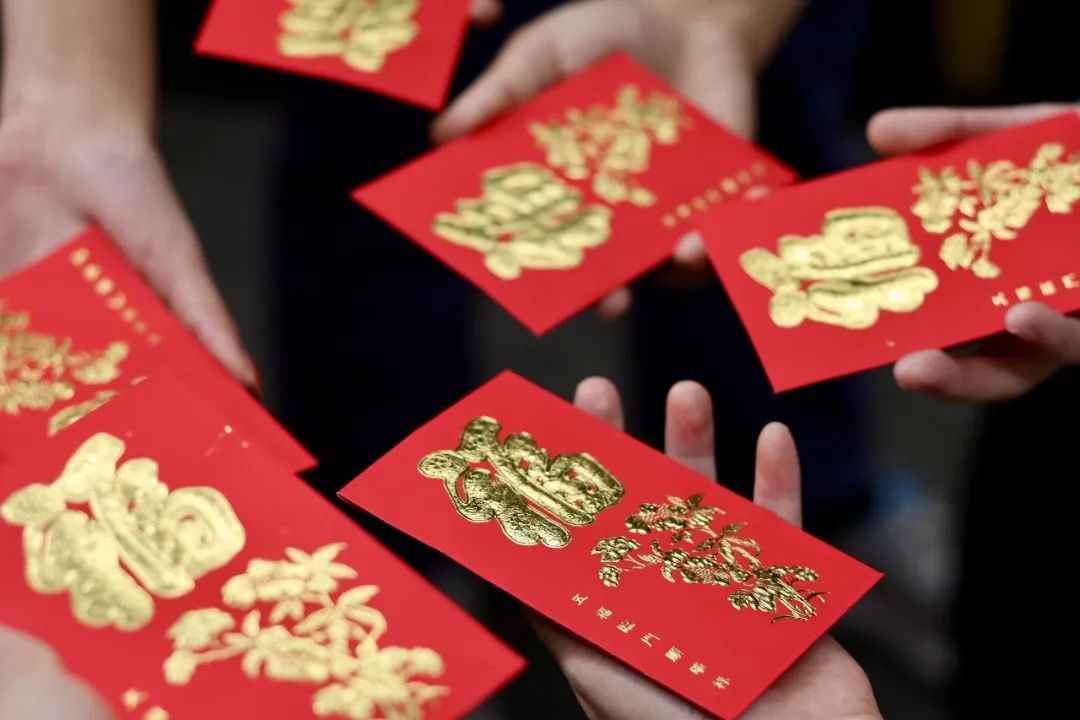 十一婚礼成集资大会,十一婚礼扎堆年轻人被份子钱掏空