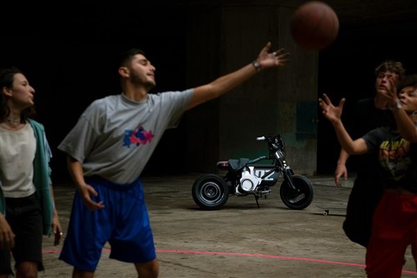 宝马推出轻便摩托车ce-02,宝马ce-02国内售价