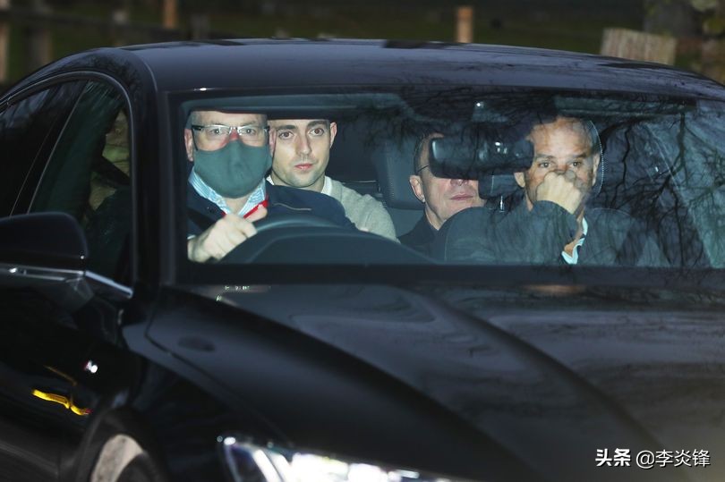 曼联新助教夏普何许人也？你还记得韩乔生老师的「夏普梗」吗？