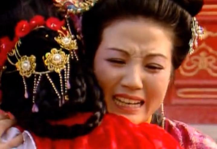 凤姐宝玉受诅咒事件原因,宝玉凤姐被诅咒