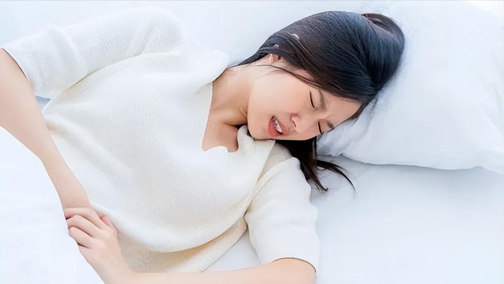 阴毛多或者少，代表了什么？医生直言：这几大作用，别视而不见