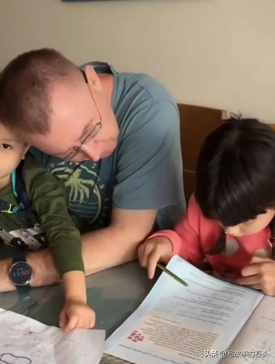 广东23岁女孩嫁老板,广东23岁女子嫁35岁老板