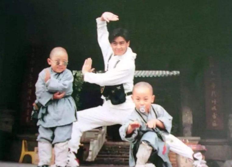 郝劭文4岁爆红9岁隐退,郝劭文20年后再度同台回忆杀