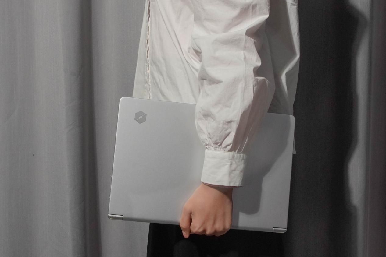 机械革命无界14锐龙版屏幕刷新率,机械革命无界14锐龙版升级内存