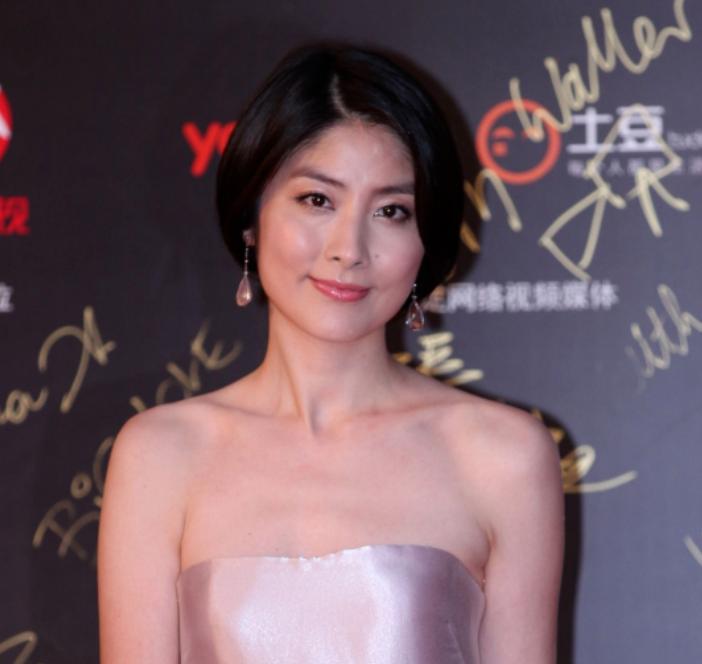 50岁女人不衰老的秘诀,50岁冻龄女人的保养