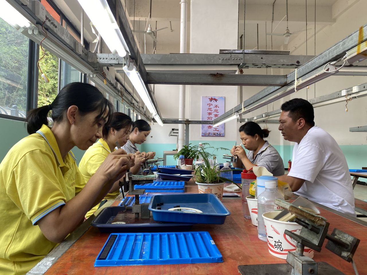 精准化就业帮扶困难群体,就业扶贫车间开启家门口致富路