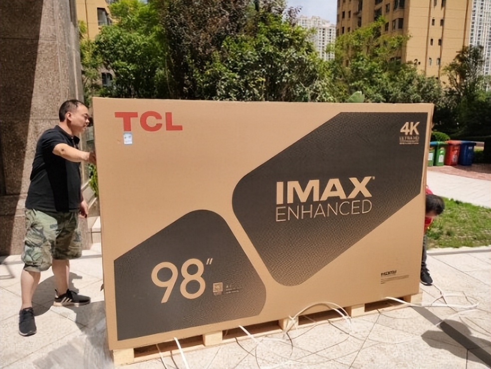 tcl115英寸x11gmax装家里,tcl115x11gmax能挂墙吗