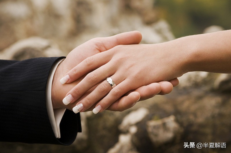 婆婆55岁生日，儿子转账8888，儿媳大包小包，婆婆气得换掉卡密码