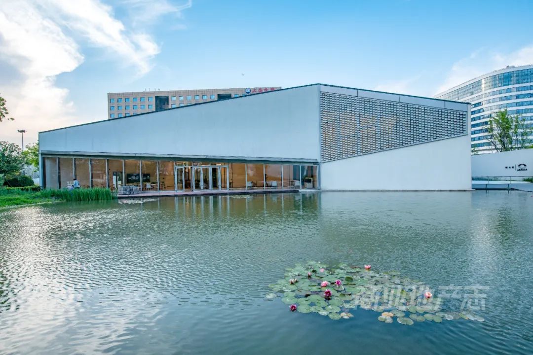 CRR百图斩｜公园里的新天地：上海蟠龙天地