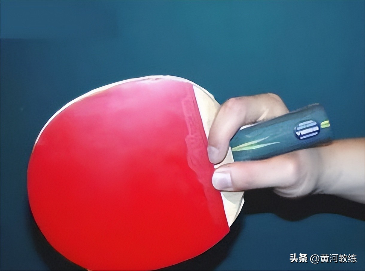 对墙打乒乓球技巧,乒乓球怎么打扣杀