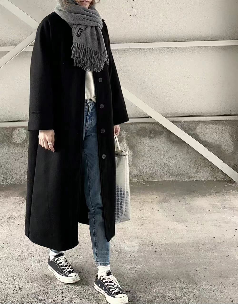 怎么样搭围巾显脸小,薄围巾怎么系显脸小