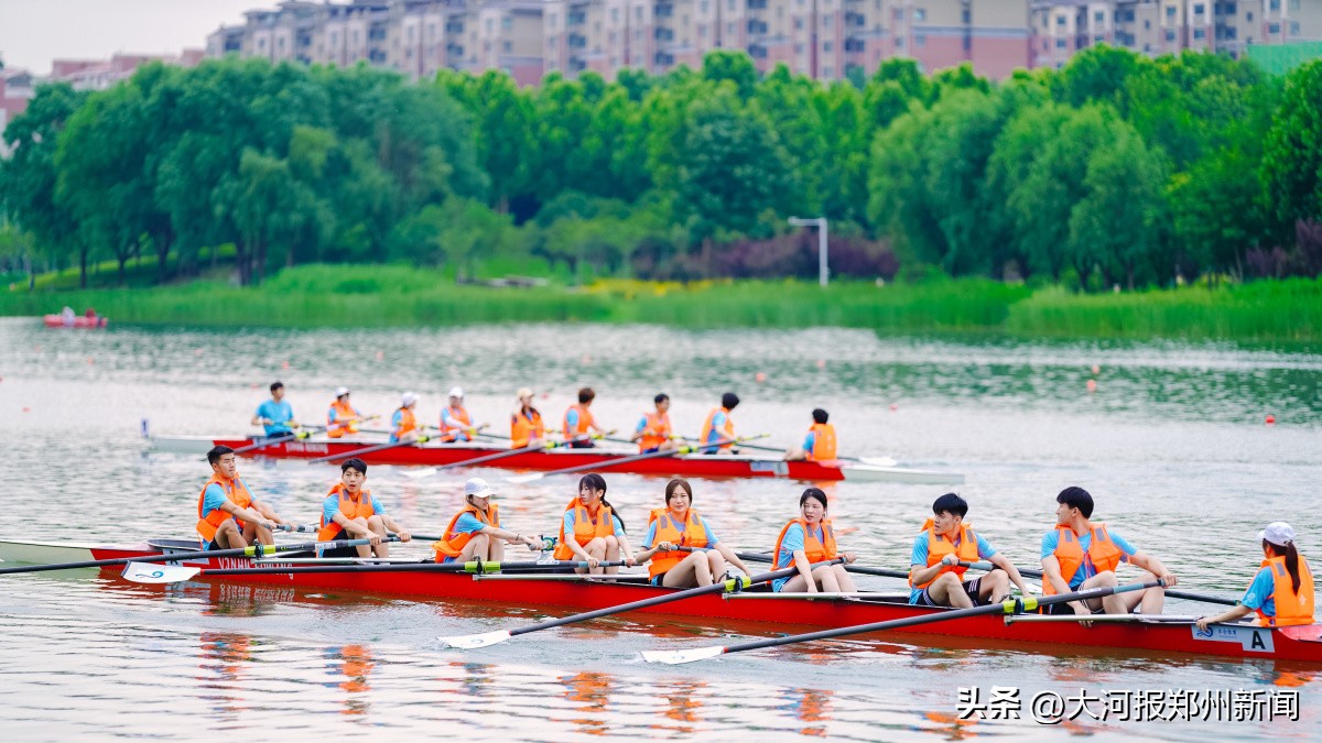 龙子湖高校赛艇挑战赛,赛艇队在龙子湖