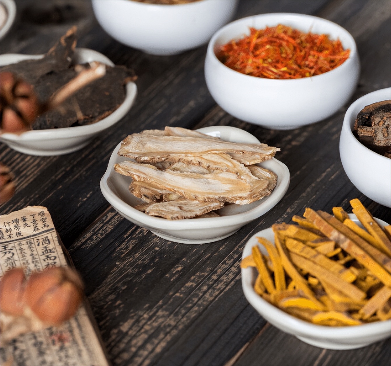 怎么快速缓解口腔溃疡的痛苦,嘴里长口腔溃疡怎么治好得快