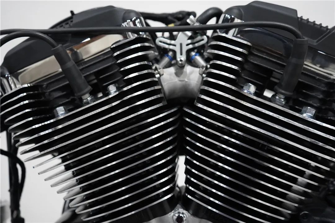 最大功率225kw,最大功率125发动机