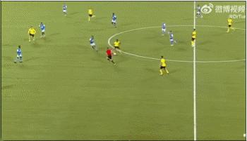 斯特林暴打沃克,斯特林发飙视频