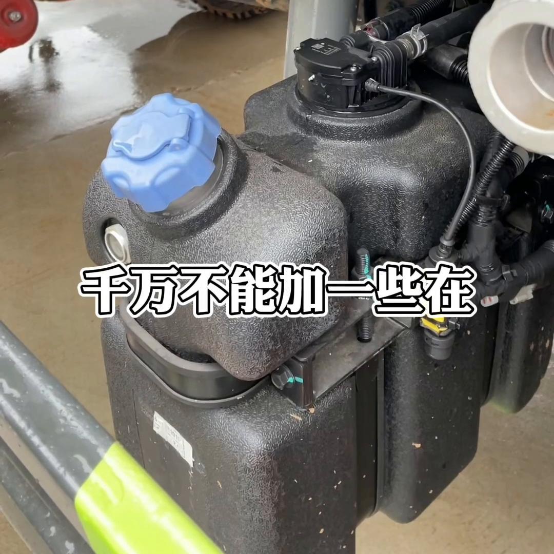 甘肃用户自提,东风多利卡D9至尊版,15吨洒水车现场教...