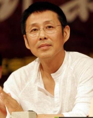 演员陈道明：这辈子最正确的事就是娶了妻子杜宪，女儿是他的骄傲