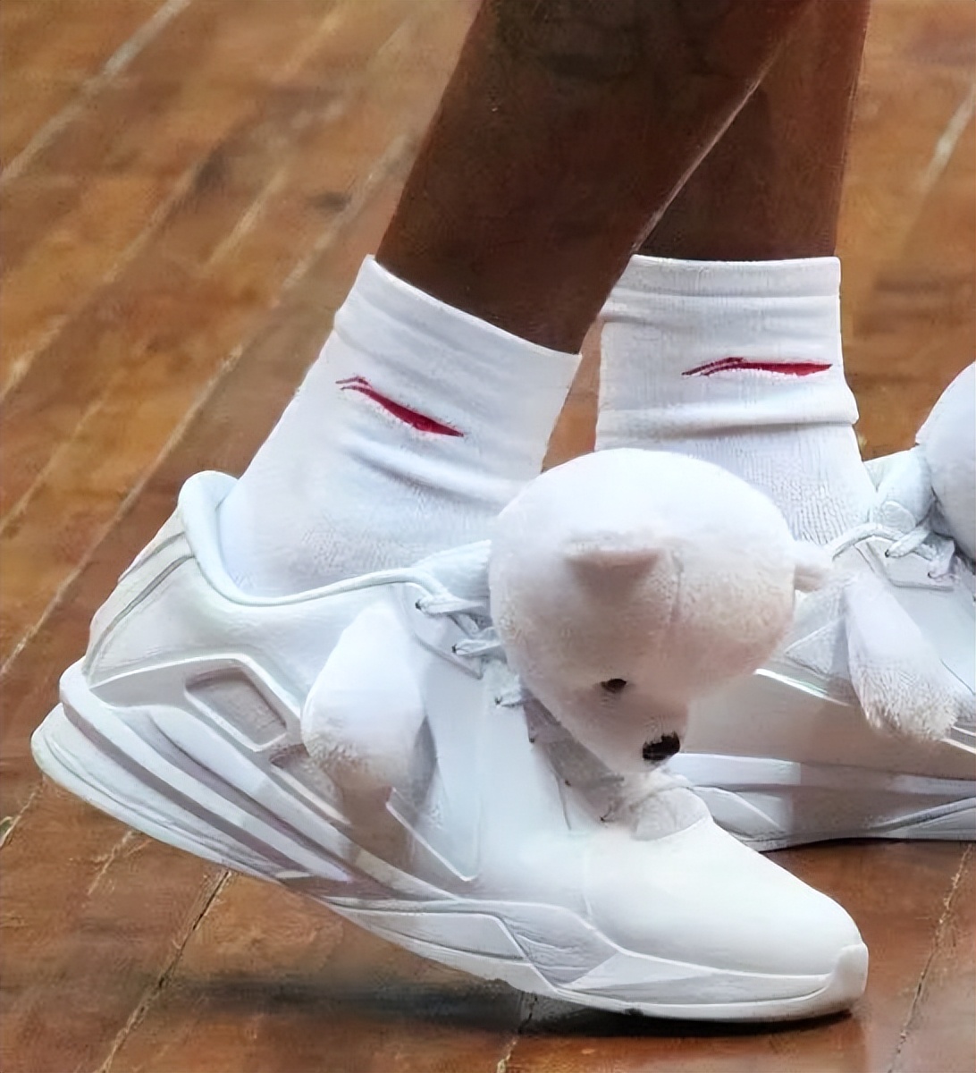 nba球星奇葩签名球鞋,nba奇葩鞋子