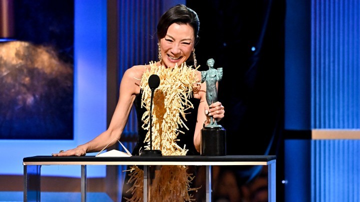奥斯卡2024颁奖杨紫琼,奥斯卡最佳女主角颁奖杨紫琼