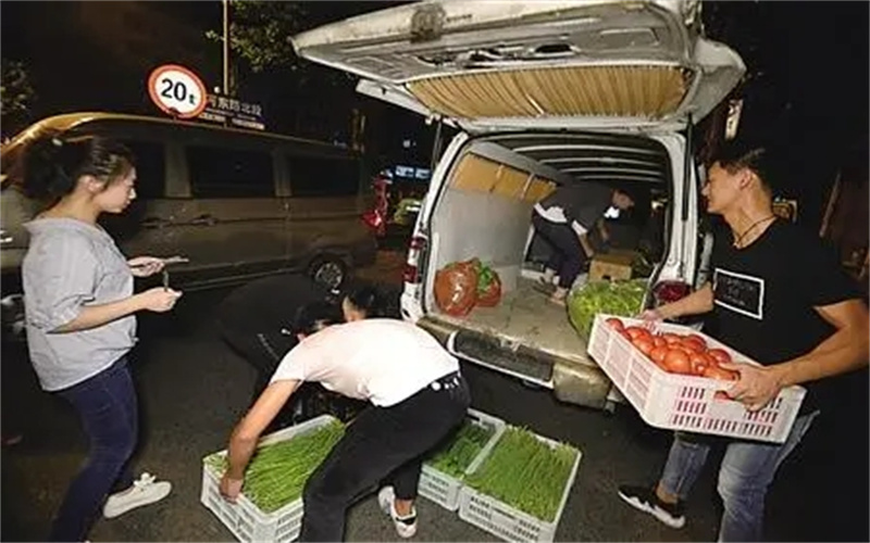 普通人想在一线城市买房,月收入多少能一线城市买房