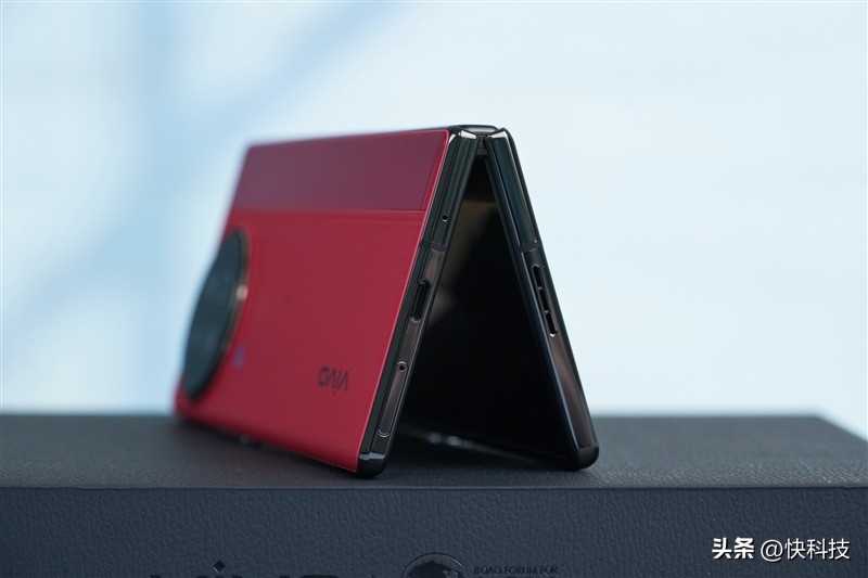 vivoxfold2测评优缺点,全能轻薄和强劲性能