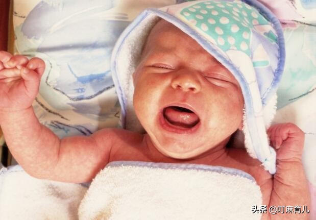宝宝一哭就喂奶正确么,宝宝一哭就喂奶的误区