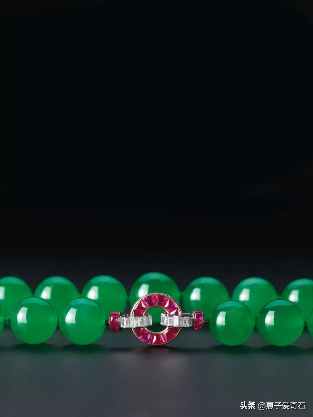 全世界顶级翡翠大王的精美翡翠,世界上最迷人的翡翠