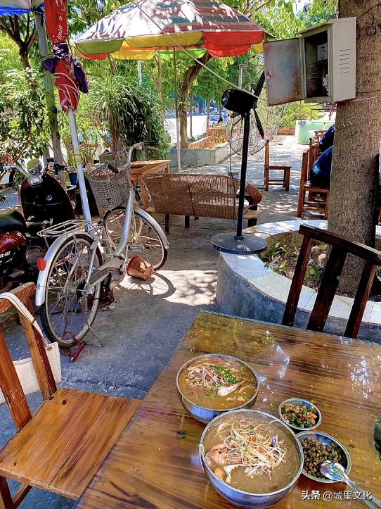 南宁朝阳海鲜粉推荐店,南宁无名螺蛳粉