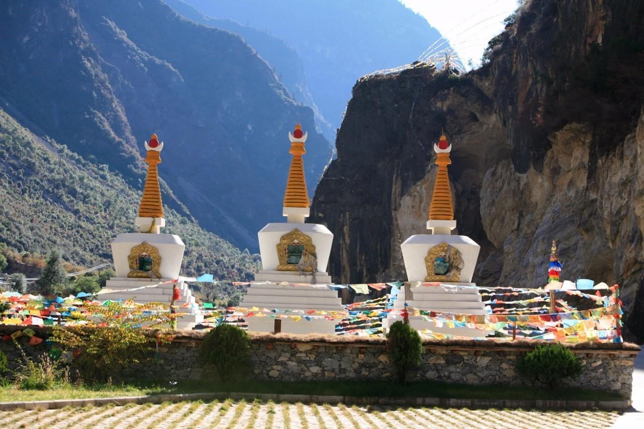 云南旅游景点主要有哪些景区,云南可以玩的旅游景点排名前十大