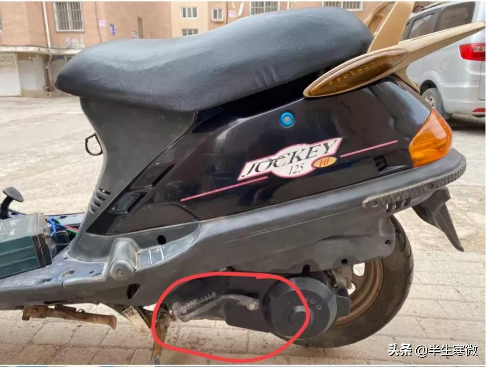 雅马哈凌鹰125多少公里才会烧机油,雅马哈凌鹰125踏板油耗高怎么办