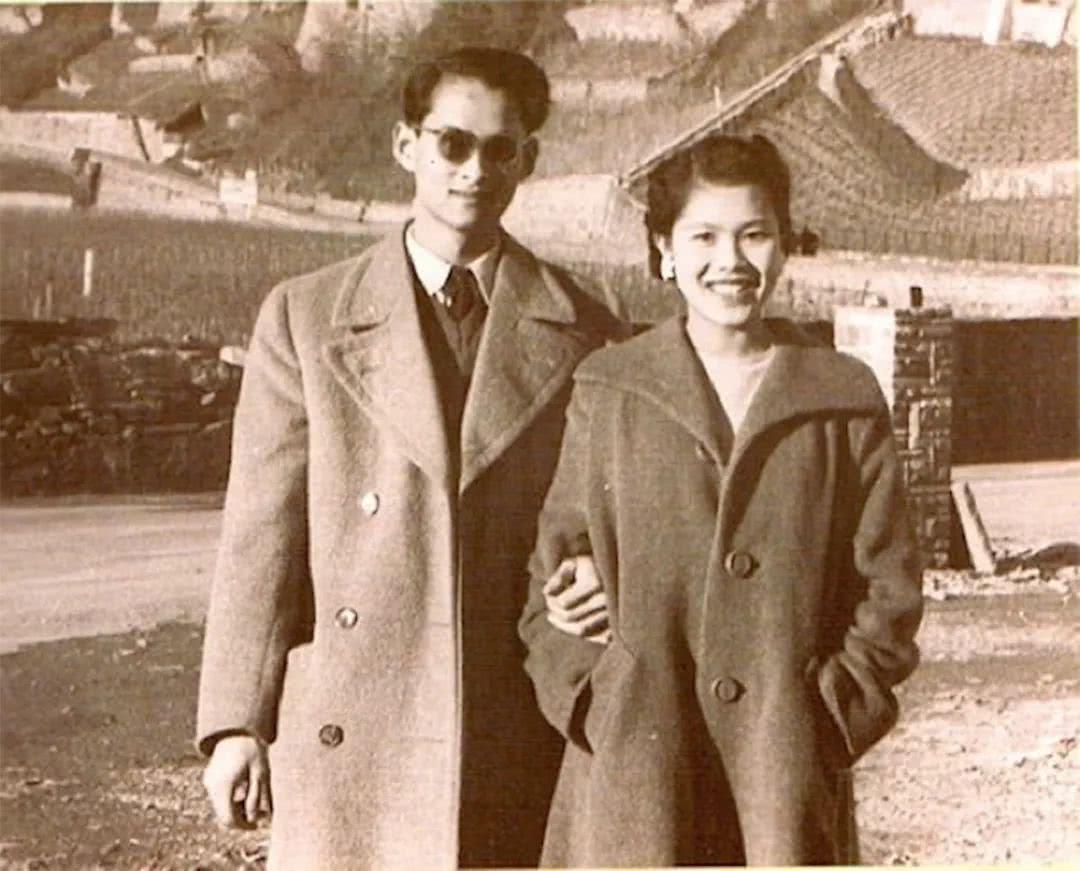 泰国的国王有实权吗,泰国国王和军方谁有实权