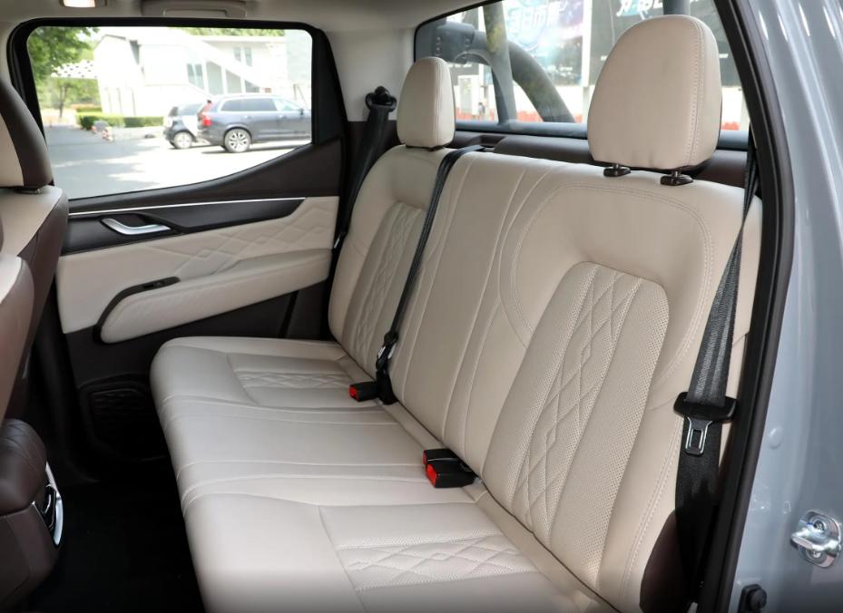 预算20万内六款玩乐型皮卡推荐,15万左右的最好看皮卡