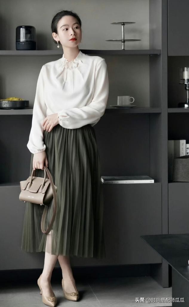 中国广场舞大妈发型,中国大妈穿旗袍