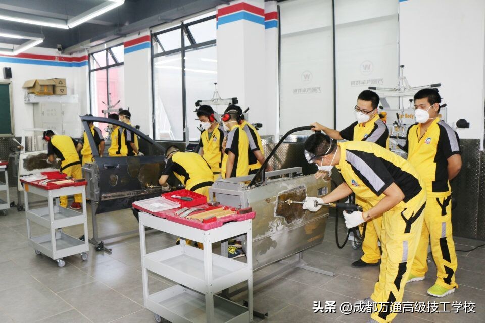 现在学习汽车修理好不好,汽车维修行业哪个工种最有前途