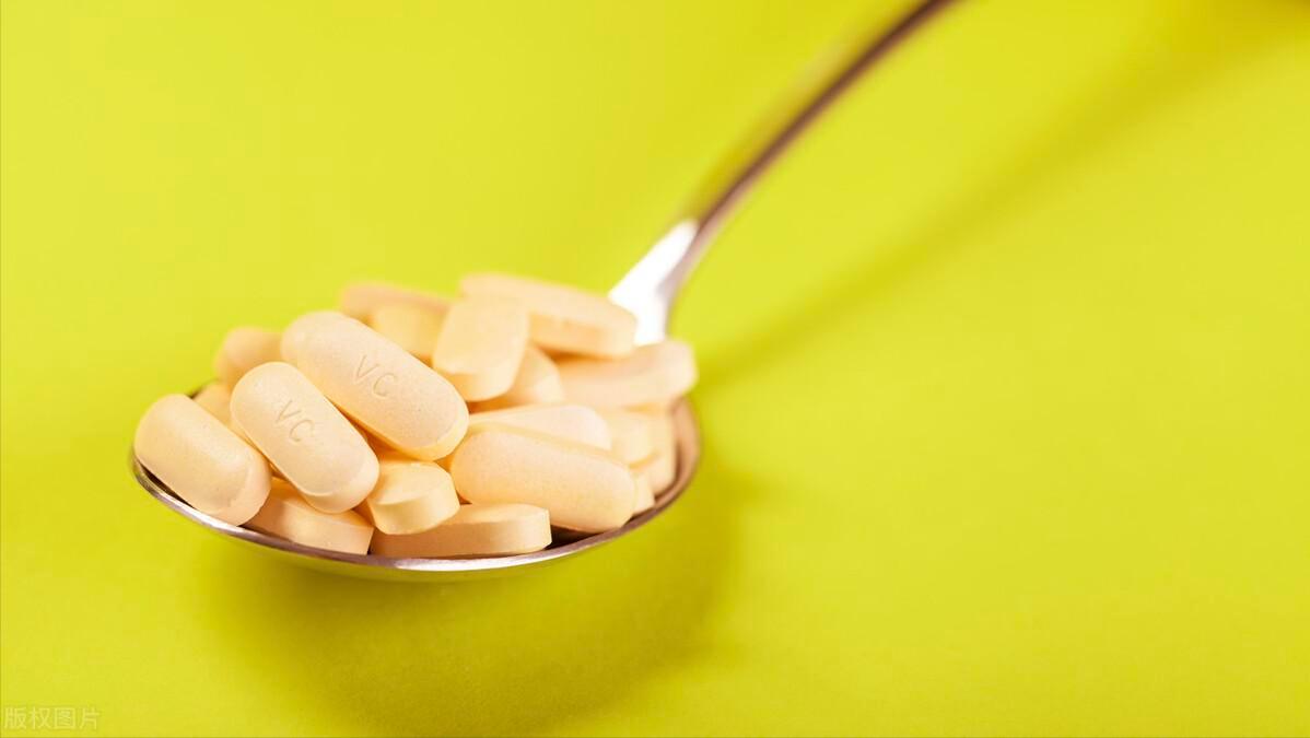 叶酸和维生素E,男性阳痿应该补充哪一种,如何补充更有效?