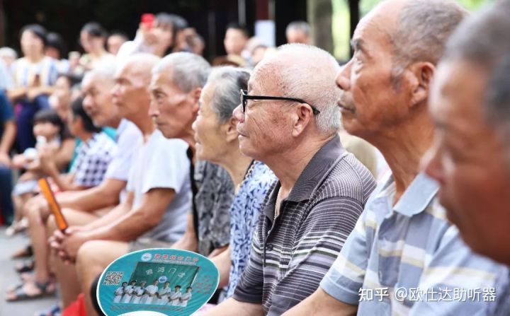 戴助听器耳朵里老痒痒,助听器戴久了会影响耳朵敏感吗