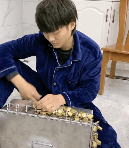 为什么抖音网红动不动就赚几百万,狂赚3亿