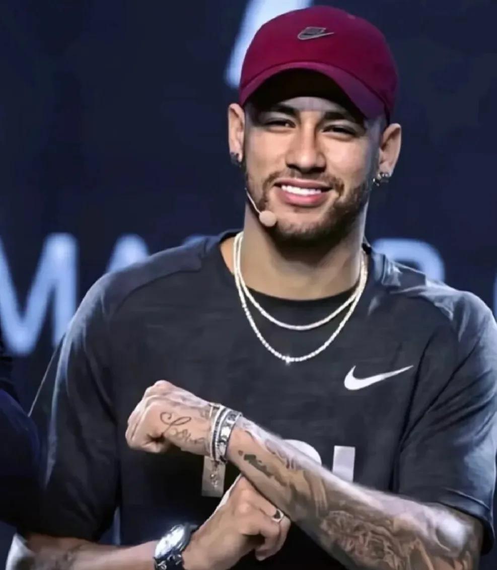 内马尔球技为什么被针对,内马尔的球技到底有多厉害