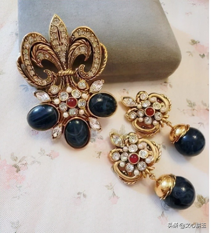 avon雅芳是卖什么东西的,avon雅芳是什么品牌