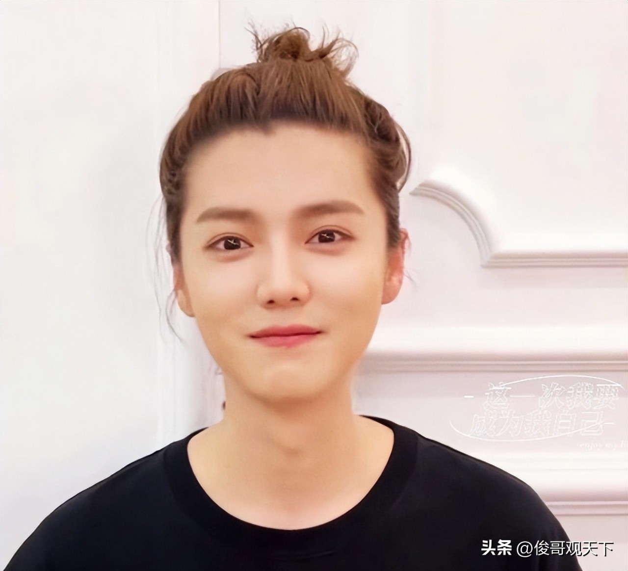 鹿晗长发丸子头上热搜,鹿晗长发造型ins