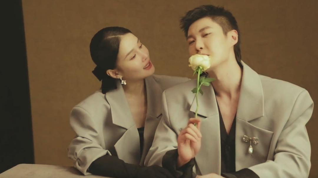 球球曝光新恋情,球球跟新男友照片