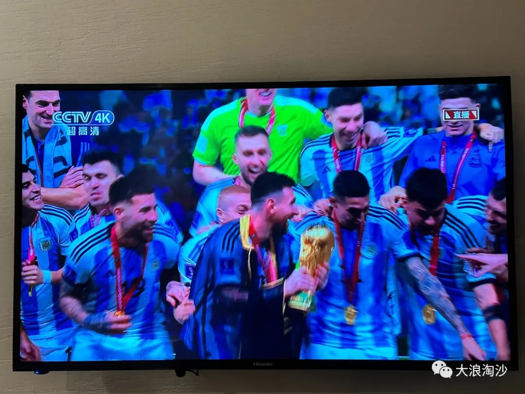 球王登基！里奥·梅西！