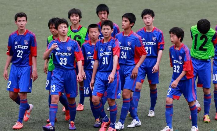 杨旭聊日本青训万字长文,杨旭日本踢球