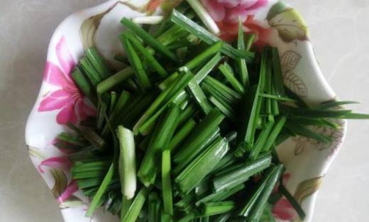 韭菜炒小河虾的做法教程,韭菜炒河虾正宗做法