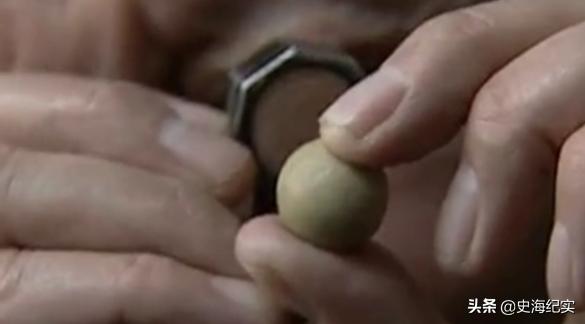 1971年退伍军人雪地救下一老人,获赠“泥球儿”,30多年后值2亿