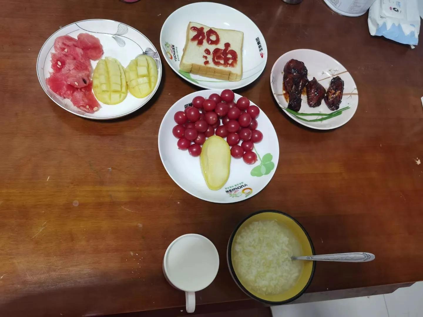 高考前妈妈准备的仪式感,高考倒计时应该给孩子吃什么