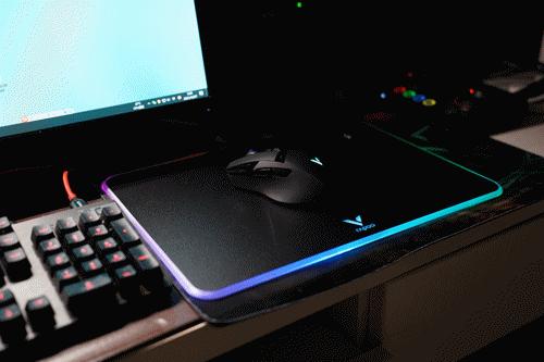 我不允许你没看过！元旦入手一套亮闪闪幻彩鼠垫，你喜欢吗